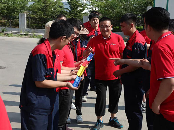 運(yùn)動(dòng)“新”精彩 健康我快樂(lè) 運(yùn)動(dòng)“新”精彩 健康我快樂(lè)