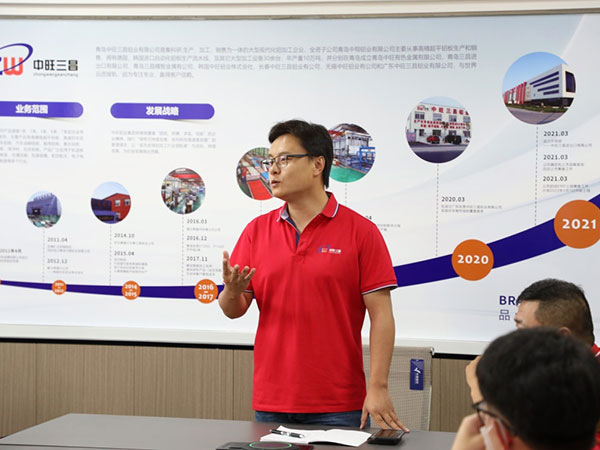 公司召開《百城百代項(xiàng)目》啟動會 公司召開《百城百代項(xiàng)目》啟動會