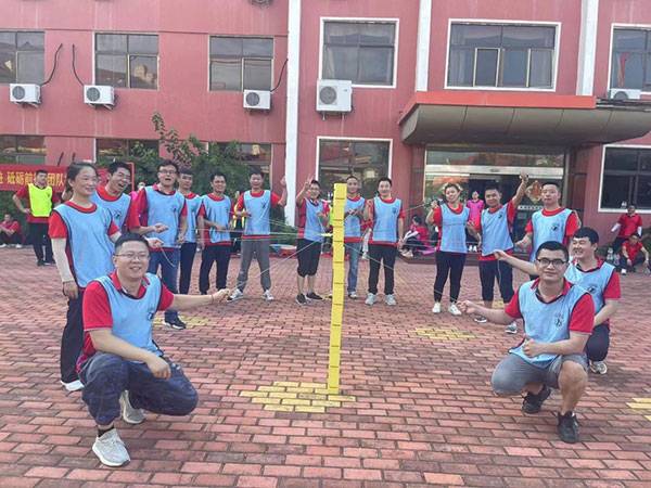  協(xié)同奮進，砥礪前行——記公司團建拓展活動